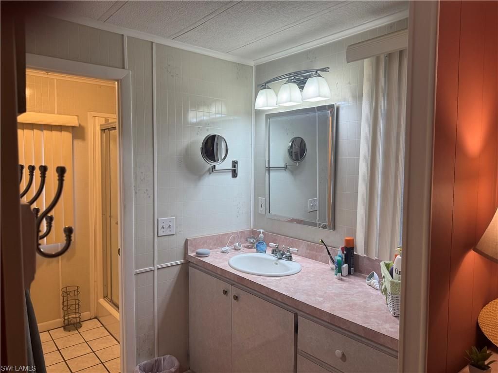 94 Poinsettia Dr , Fort Myers, FL 33905 Photo