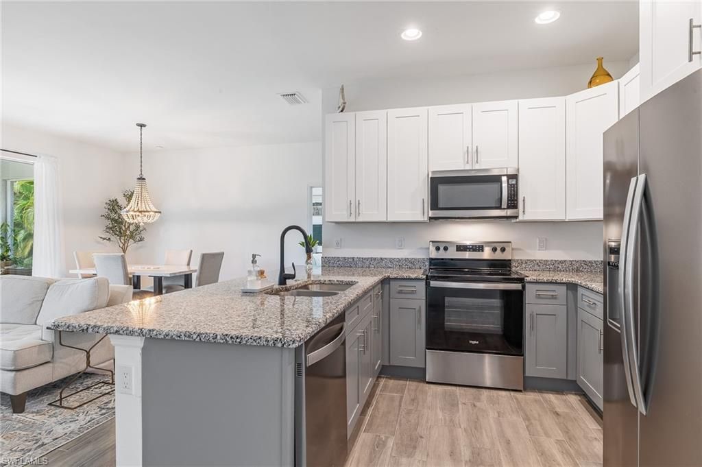 3520 NW 21st Ter , Cape Coral, FL 33993 Photo