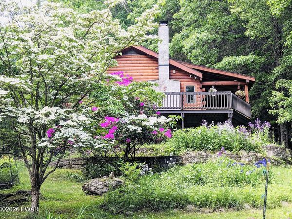 241 Dillontown Road, Equinunk, PA 18417