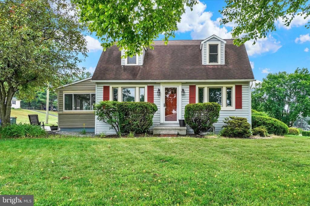 200 Evergreen Lane , York, PA 17408 Main Photo