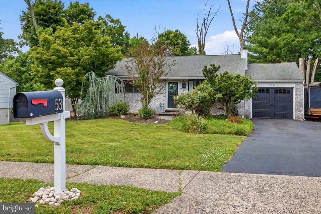 53 SKYLINE DRIVE, AUDUBON, PA 19403