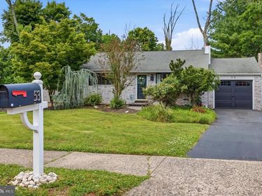 53 SKYLINE DRIVE, AUDUBON, PA 19403