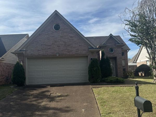 9761 MISTY BAY CV, Memphis, TN 38002