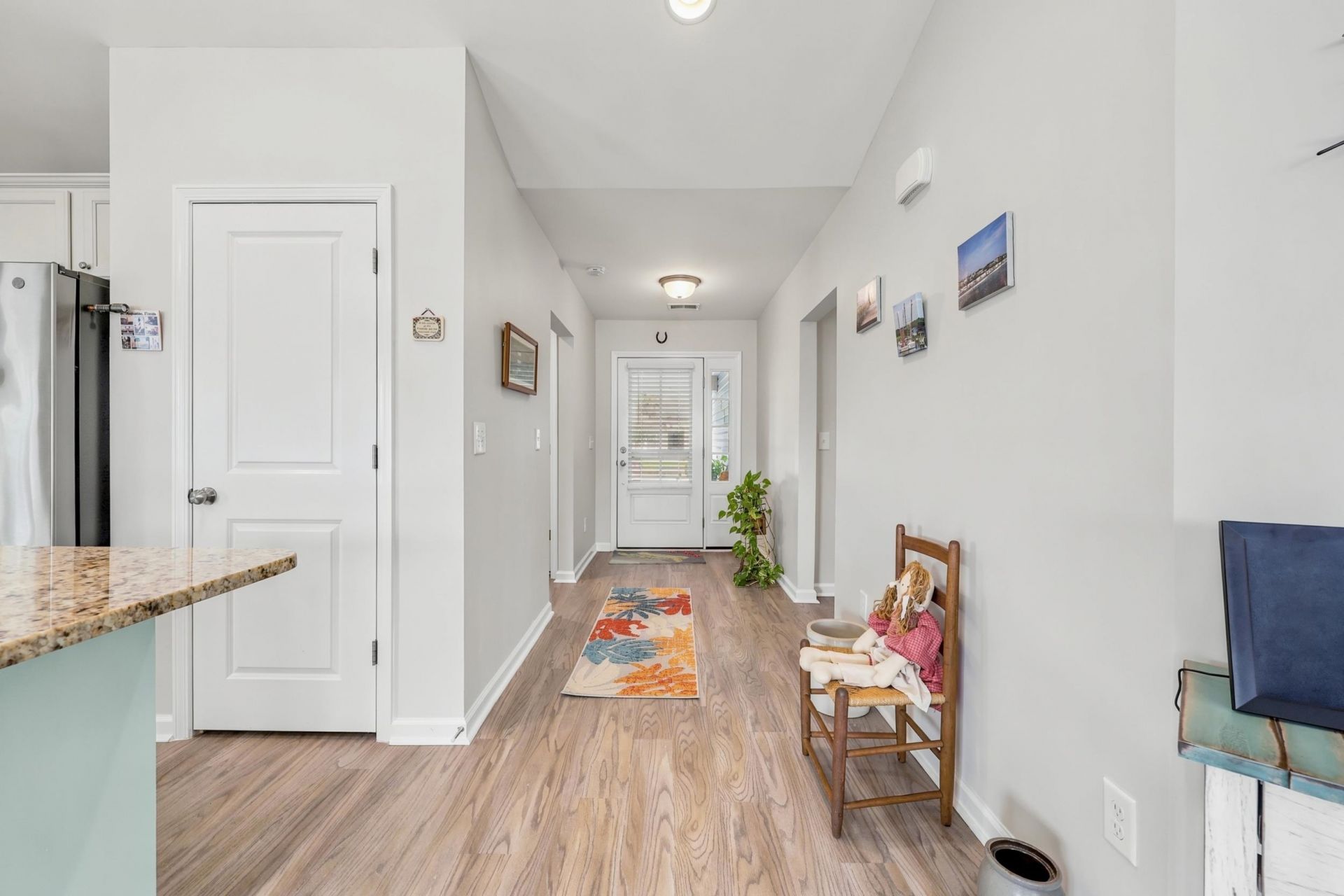 3830 Park Pointe Ave.  Photo 18
