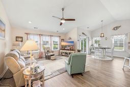 3830 Park Pointe Ave.  photo 4