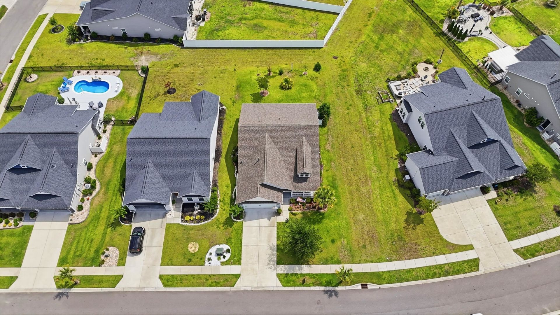 3830 Park Pointe Ave.  Photo 33