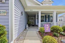 3830 Park Pointe Ave.  photo 4