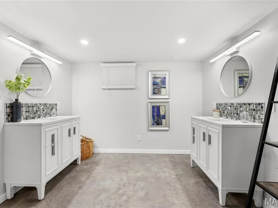Property Image 76