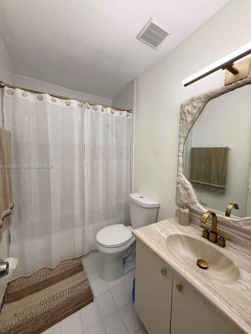 431 NW 82nd Ave, Unit 913, Miami, FL 33126 Photo
