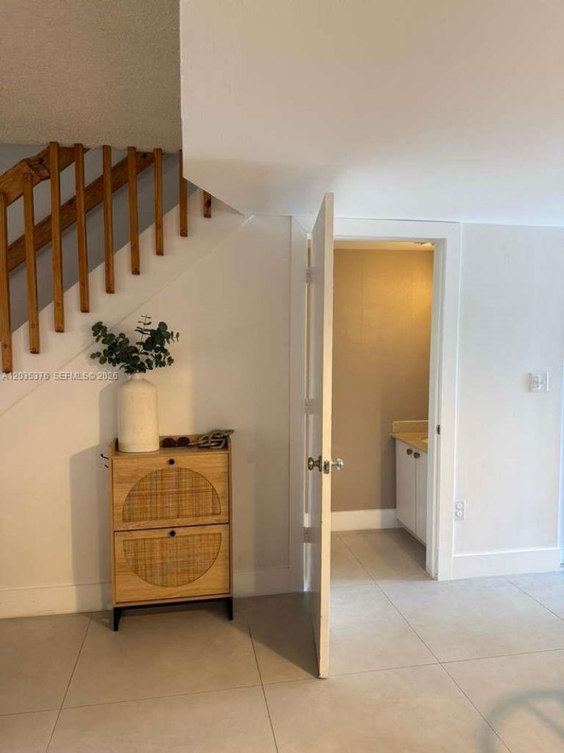 431 NW 82nd Ave, Unit 913, Miami, FL 33126 Photo
