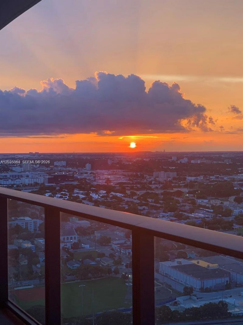 1600 NE 1 Ave , Unit 3519, Miami, FL 33132 Photo