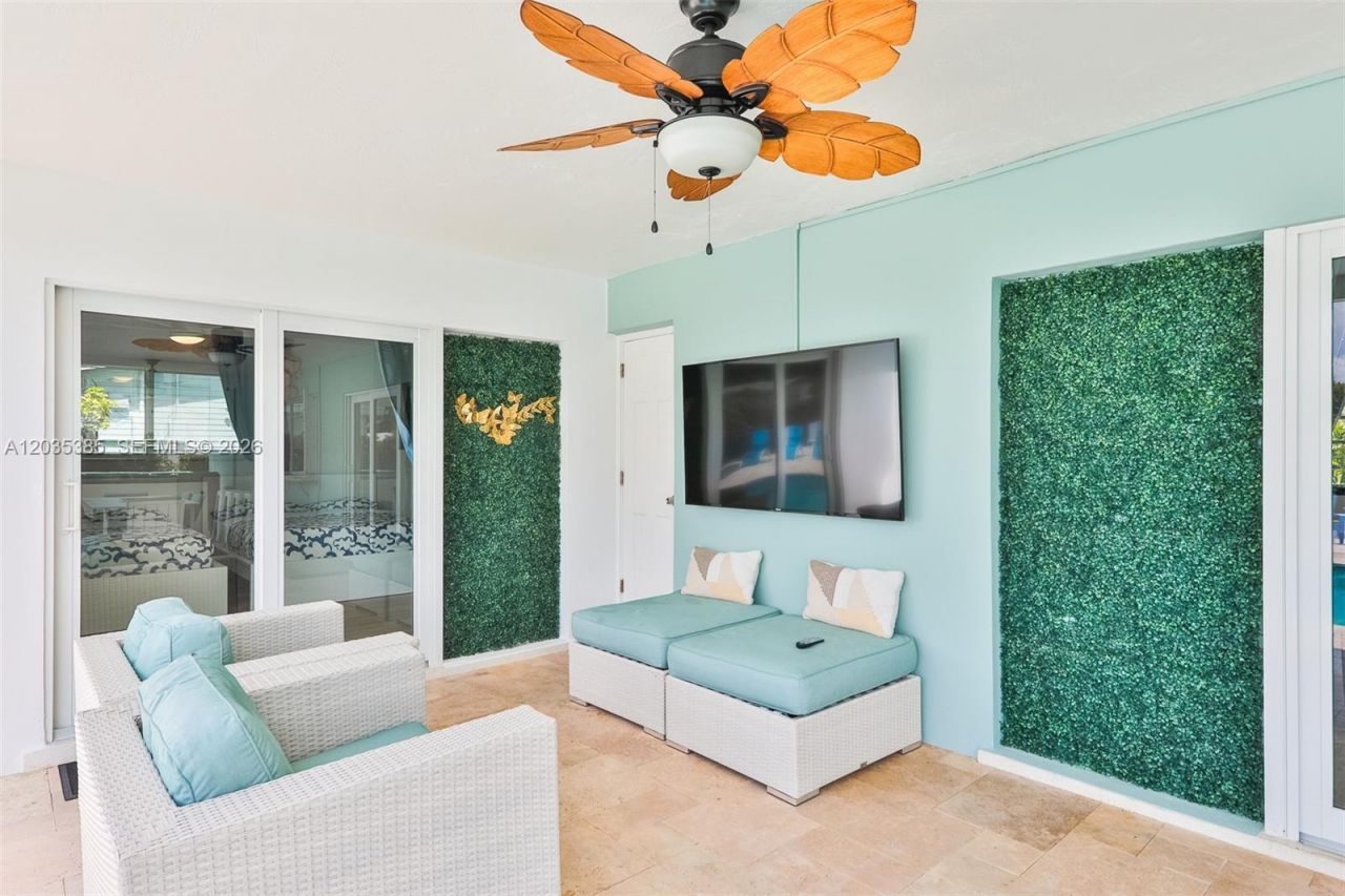 614 S Crescent Dr, Hollywood, FL 33021 Photo