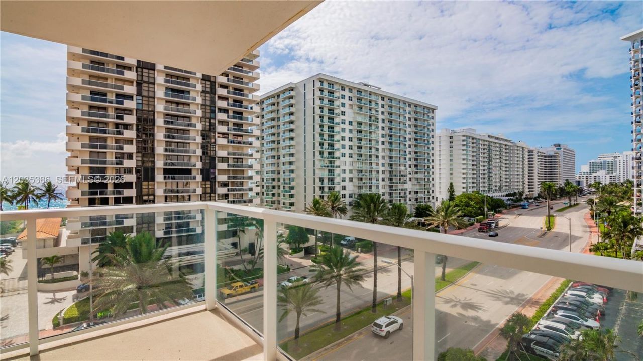 5750 Collins Ave , Unit 7A, Miami Beach, FL 33140 Photo