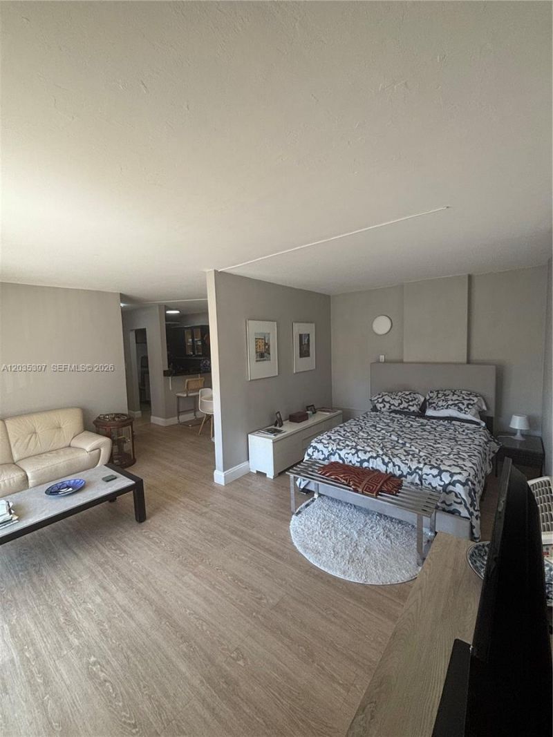1255 Collins Ave, Unit 208, Miami Beach, FL 33139 Photo