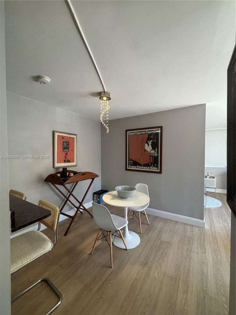 1255 Collins Ave, Unit 208, Miami Beach, FL 33139 Photo