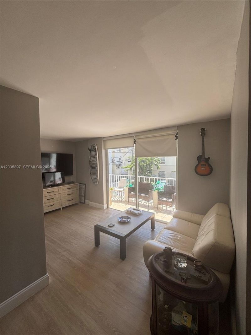 1255 Collins Ave, Unit 208, Miami Beach, FL 33139 Photo