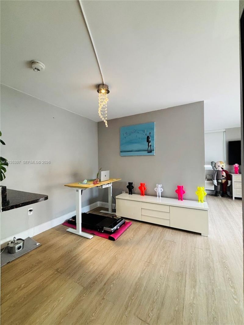 1255 Collins Ave , Unit 208, Miami Beach, FL 33139 Photo