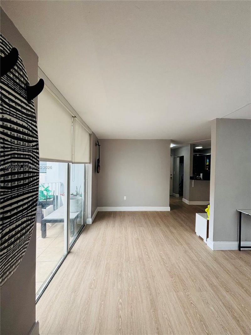 1255 Collins Ave , Unit 208, Miami Beach, FL 33139 Photo
