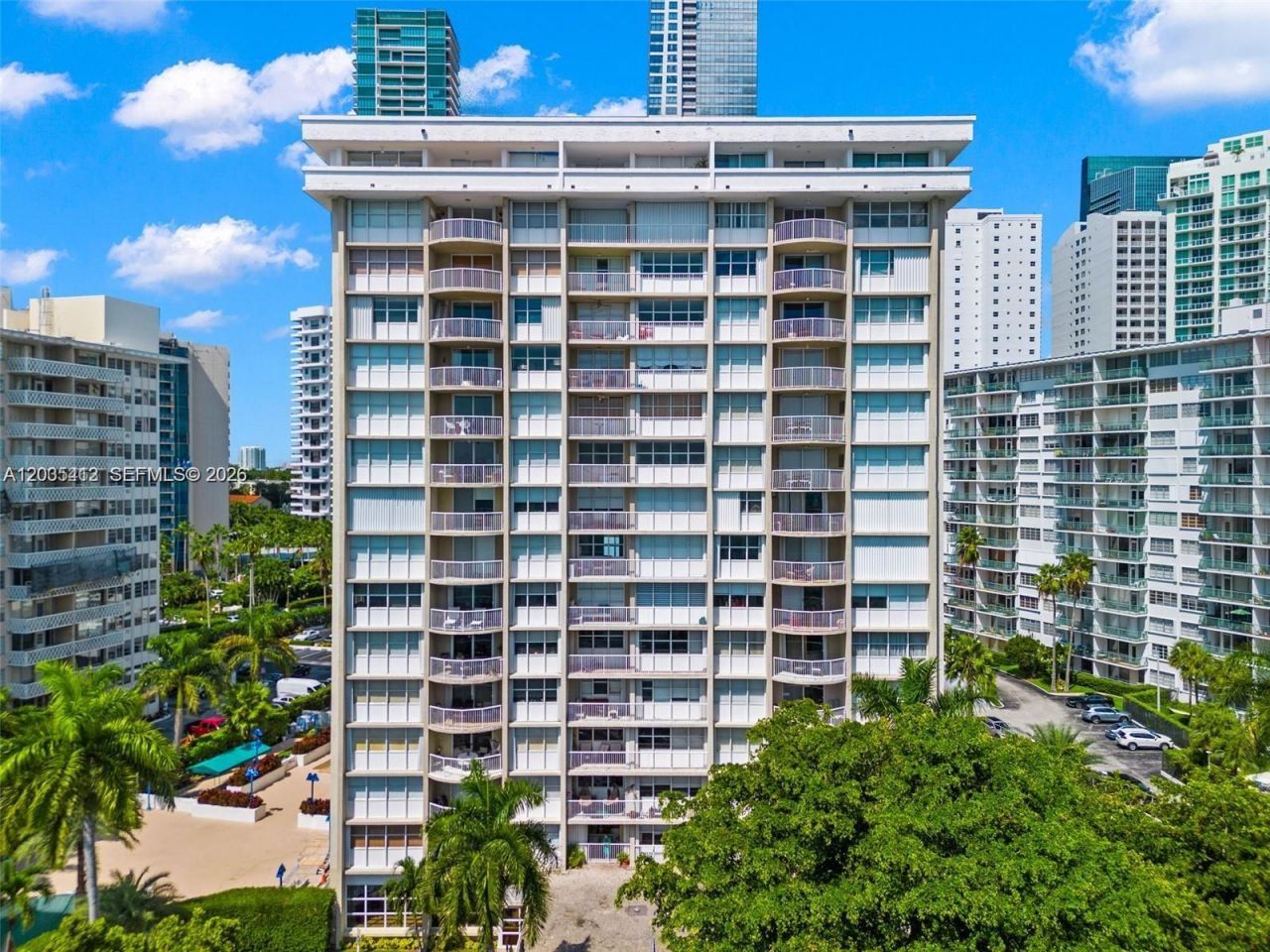 1420 Brickell Bay Dr , Unit 1108B, Miami, FL 33131 Photo