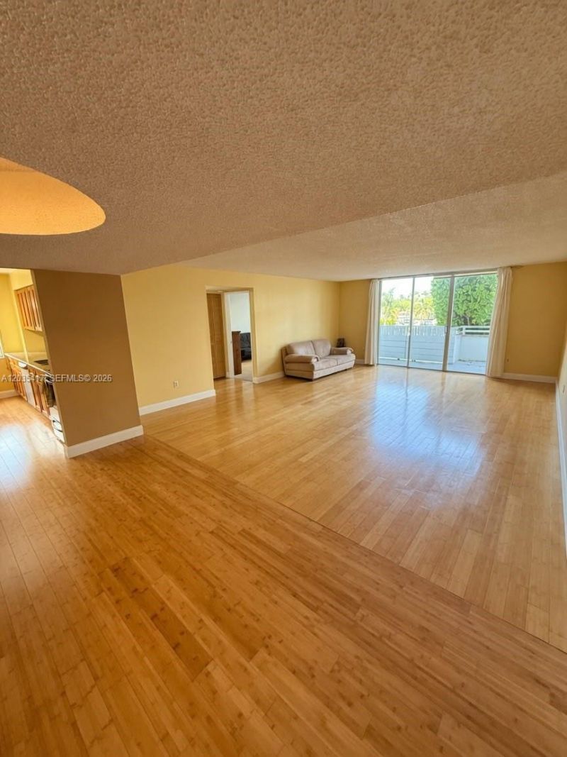 2801 NE 183rd St, Unit 202W, Aventura, FL 33160 Photo