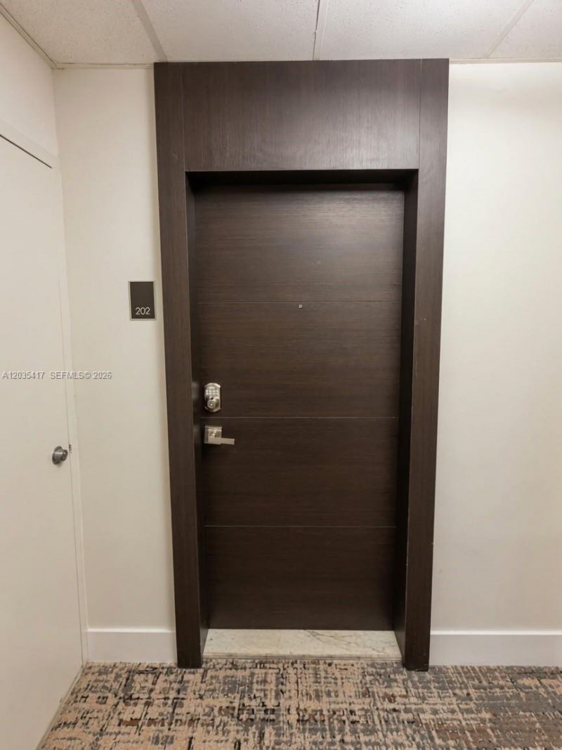 2801 NE 183rd St , Unit 202W, Aventura, FL 33160 Photo