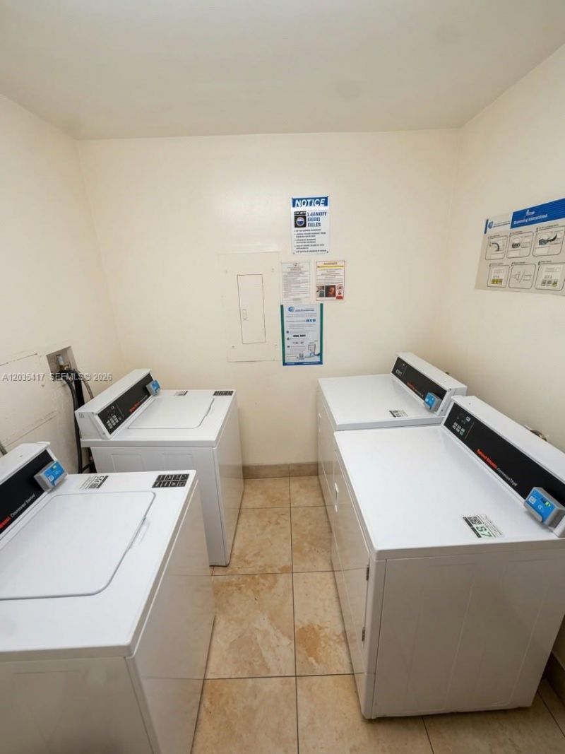2801 NE 183rd St, Unit 202W, Aventura, FL 33160 Photo