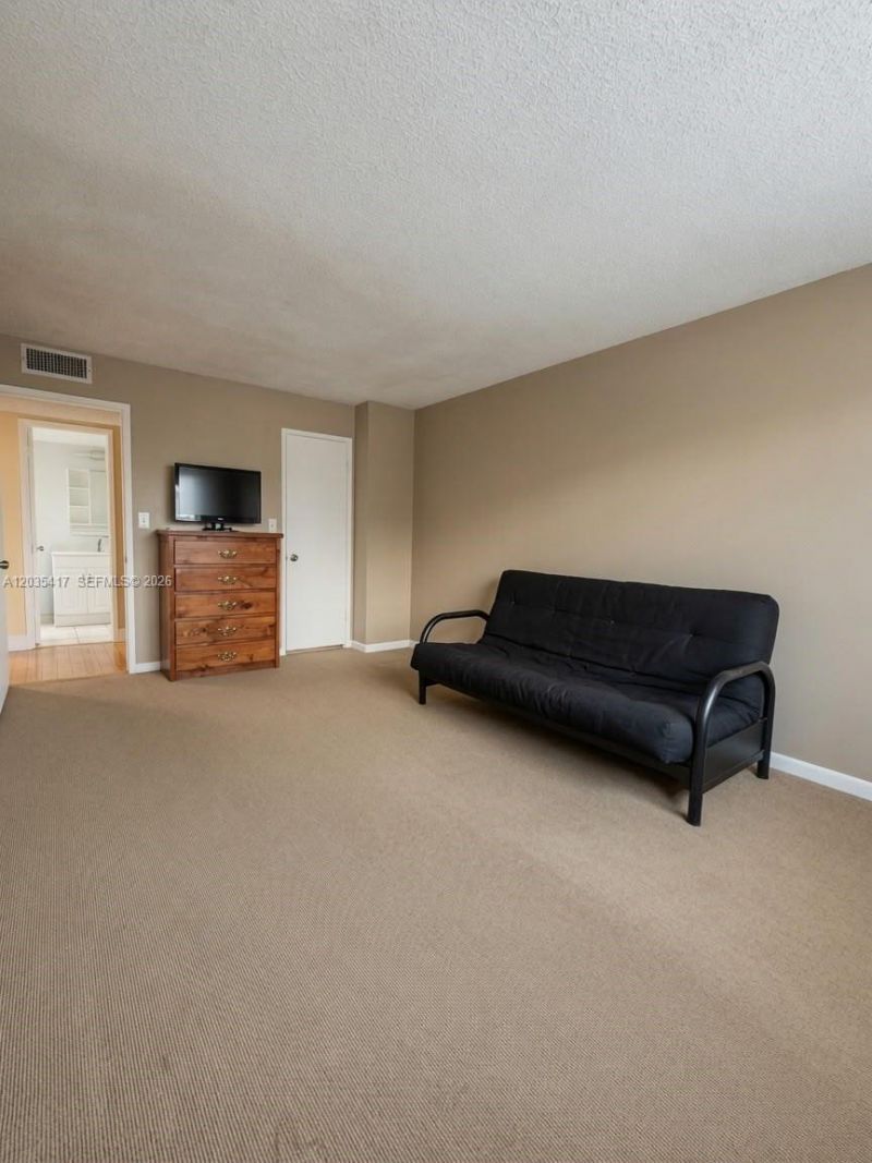 2801 NE 183rd St , Unit 202W, Aventura, FL 33160 Photo