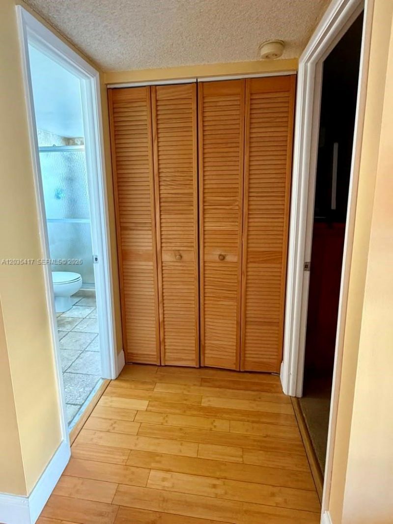 2801 NE 183rd St , Unit 202W, Aventura, FL 33160 Photo