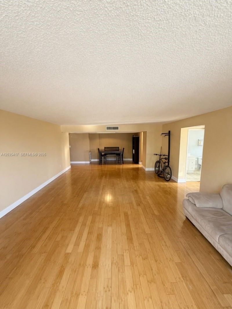 2801 NE 183rd St, Unit 202W, Aventura, FL 33160 Photo