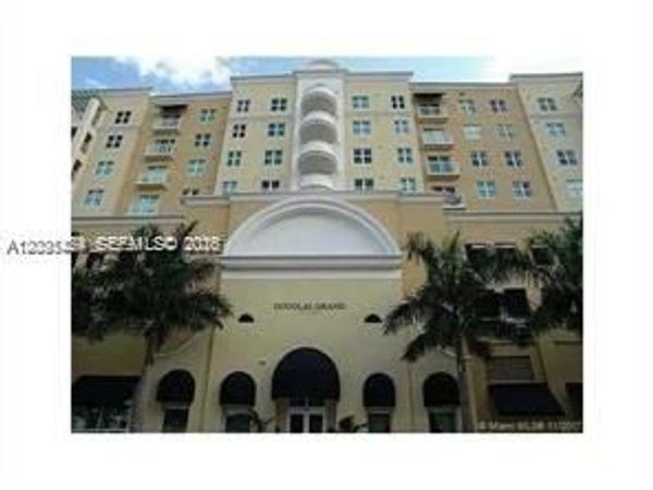 50 Menores Ave , Unit 807, Coral Gables, FL 33134