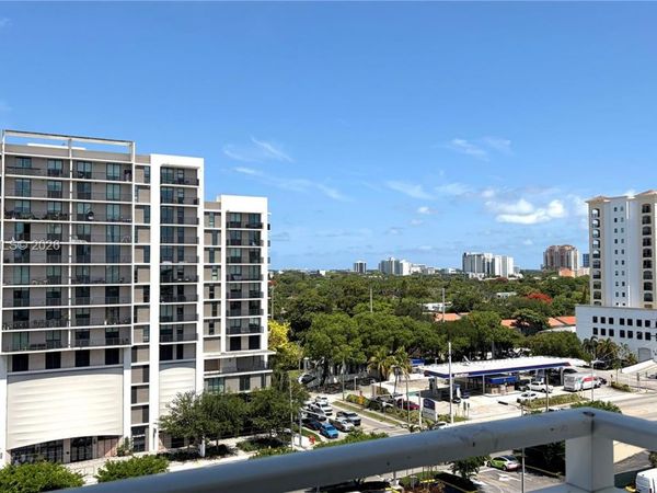 50 Menores Ave, Unit 807, Coral Gables, FL 33134
