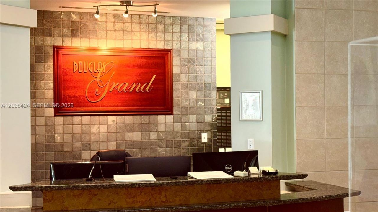 50 Menores Ave, Unit 807, Coral Gables, FL 33134 Photo
