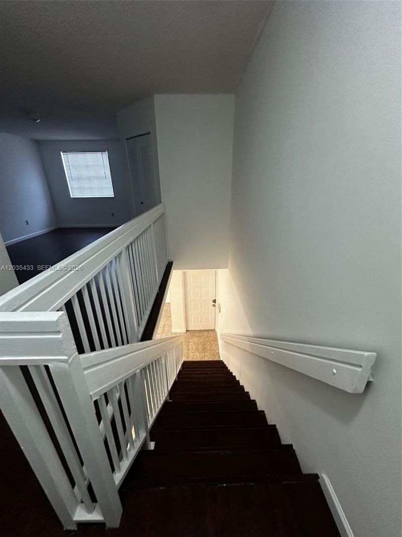 18356 NW 68th Ave , Unit K, Hialeah, FL 33015 Photo
