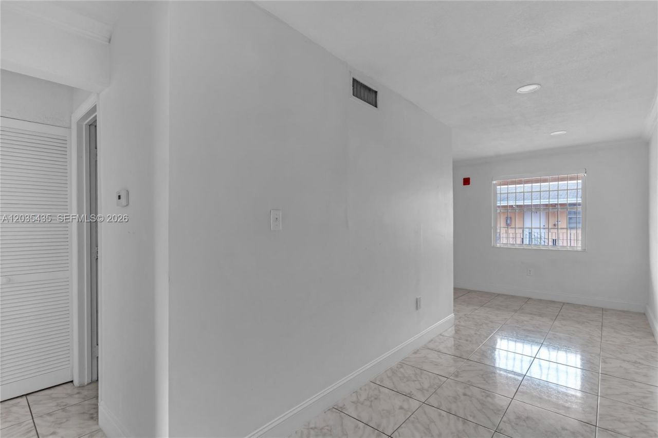 3800 SW 102nd Ave , Unit 206, Miami, FL 33165 Photo
