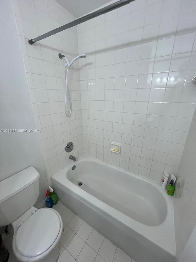171 Riviera Cir, Unit 1, Weston, FL 33326 Photo