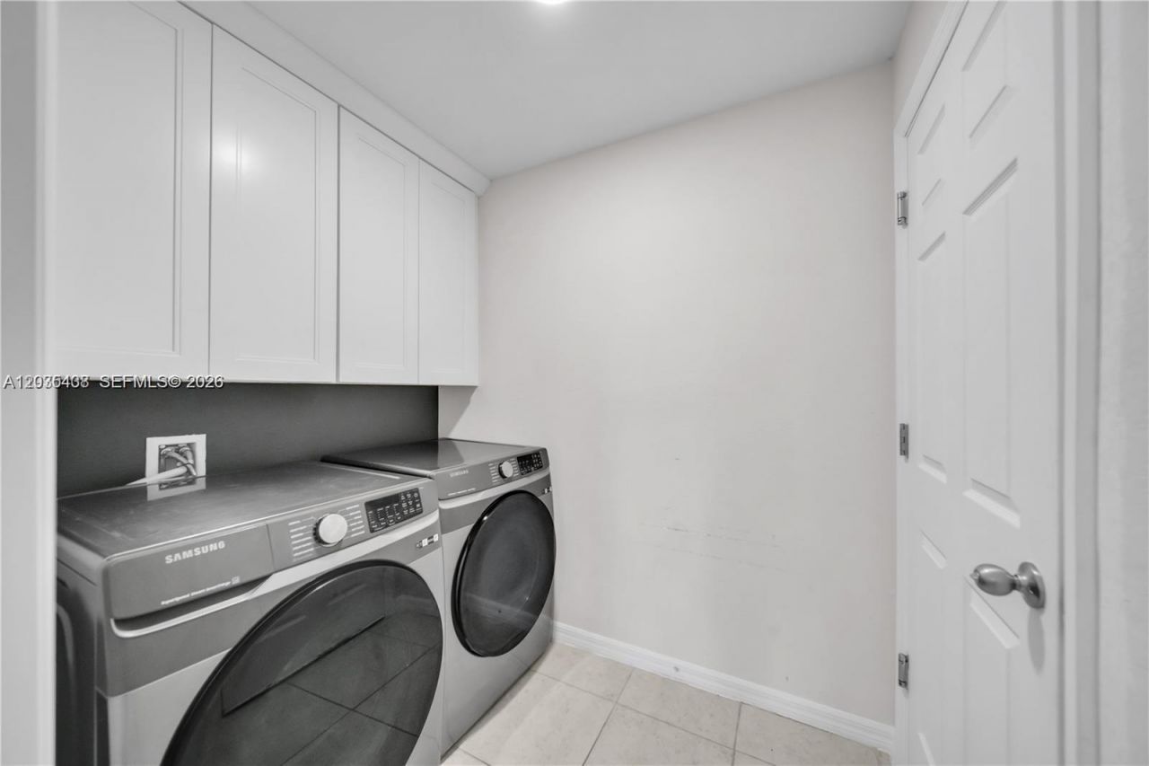 1105 NW 24th Pl , Cape Coral, FL 33993 Photo