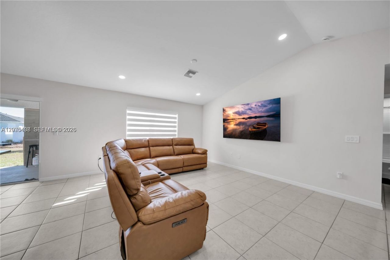 1105 NW 24th Pl , Cape Coral, FL 33993 Photo