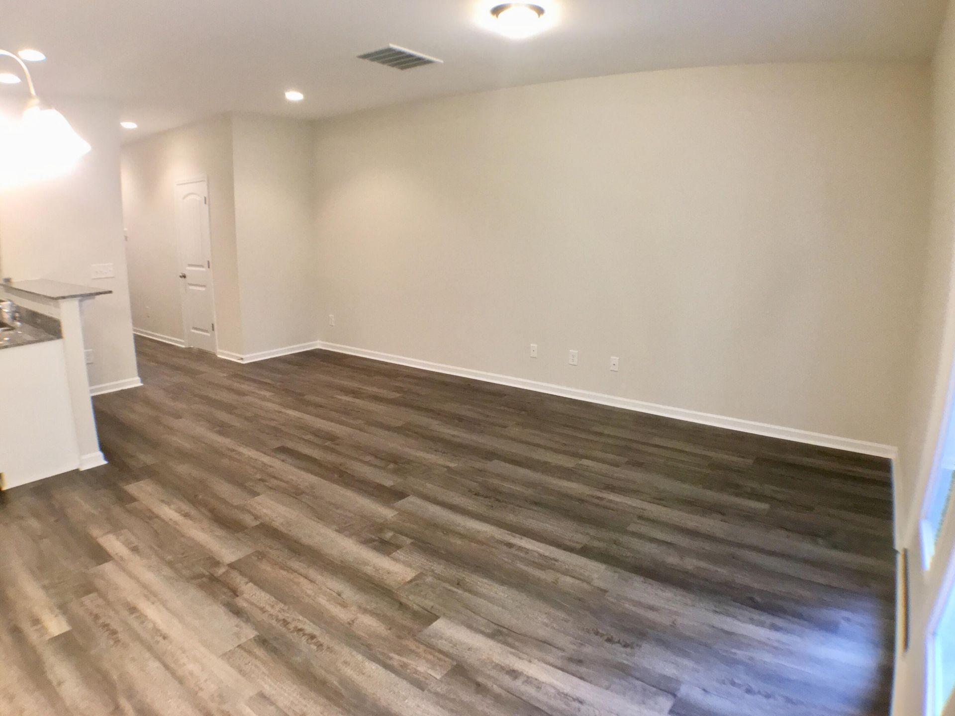 230 Buchanan Circle Photo 5
