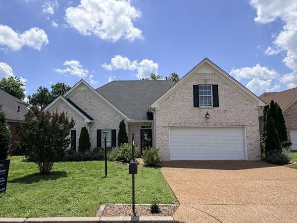 913 Leblanc Ct , Nashville, TN 37221