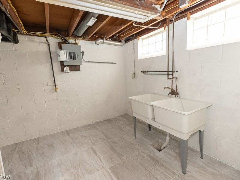 11391 Ronald Drive , Parma, OH 44130 Photo 37