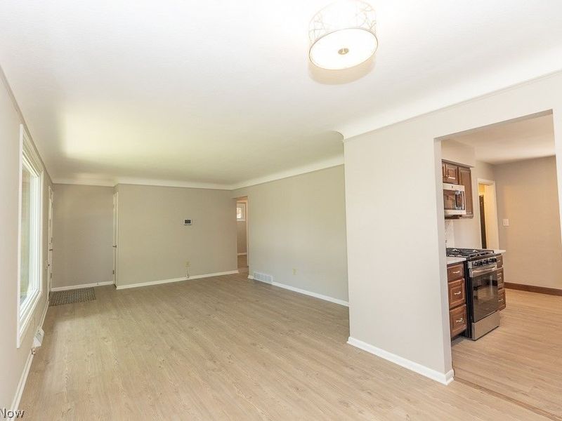 11391 Ronald Drive , Parma, OH 44130 Photo 6