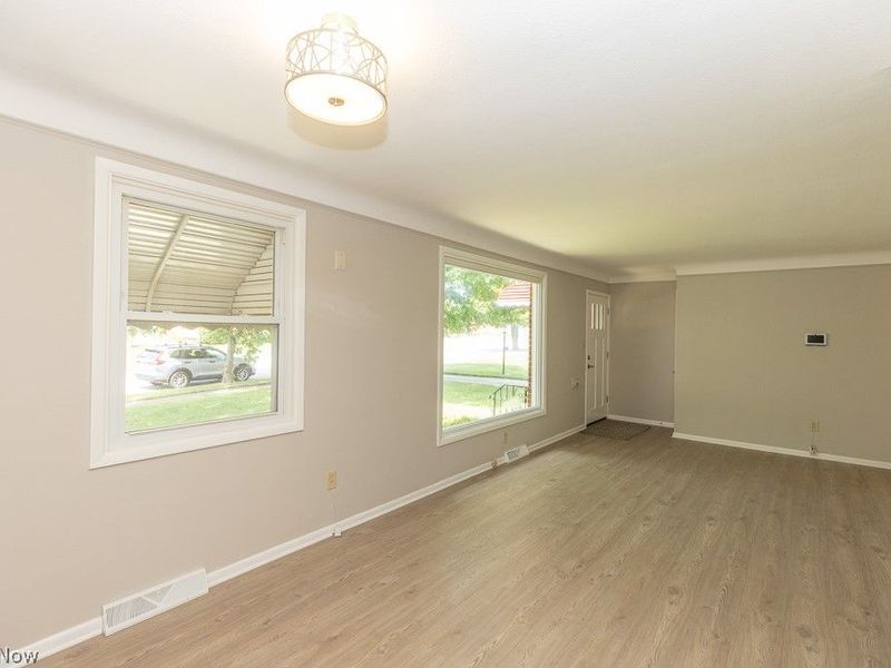 11391 Ronald Drive , Parma, OH 44130 Photo 7