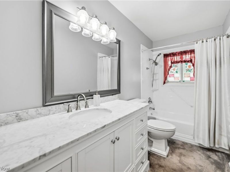 7842 Venice Heights Drive NE, Warren, OH 44484 Photo 24