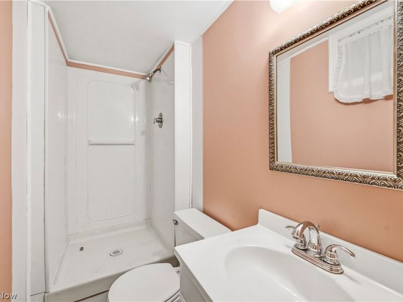 7842 Venice Heights Drive NE, Warren, OH 44484 Photo 33
