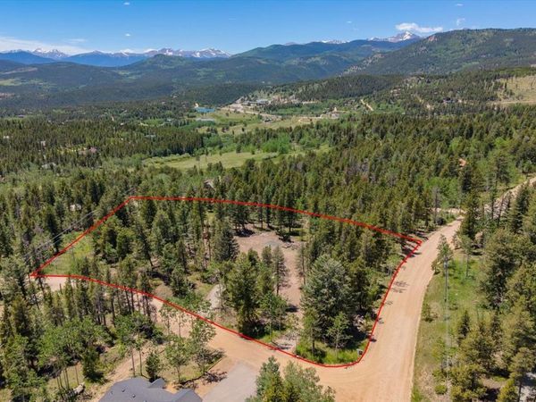 1 Hawk Way , Black Hawk, CO 80422