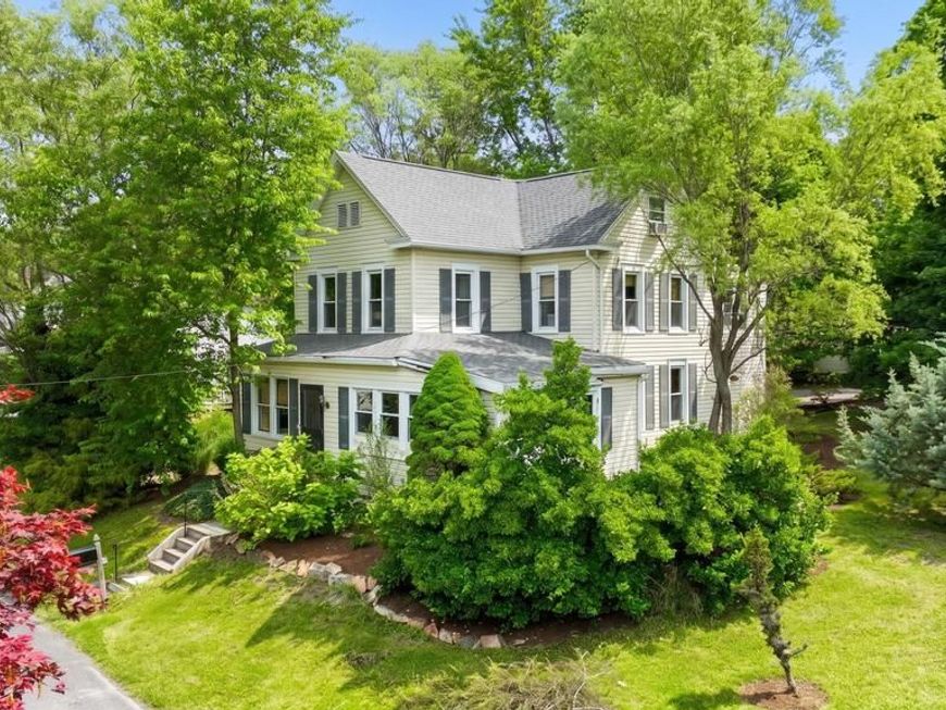 240 Circle Drive , Red Lion, PA 17356 Main Photo