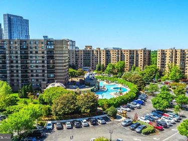 8380 GREENSBORO DRIVE, Unit 1017, MCLEAN, VA 22102