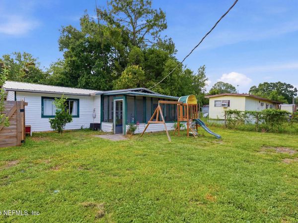 213 LAKE Lane, Crescent City, FL 32112