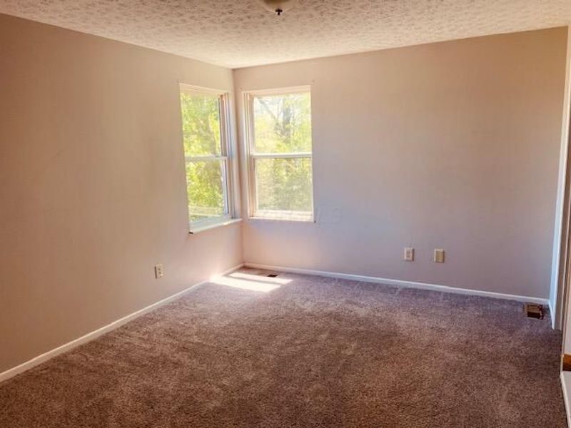 661 Pine Trace Court, Columbus, OH 43228 Photo 12