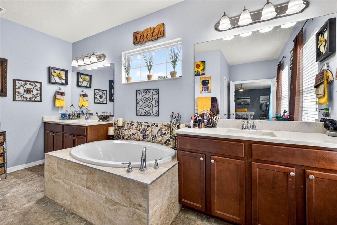 11531 Tangle Branch Lane , Gibsonton, FL 33534 Photo